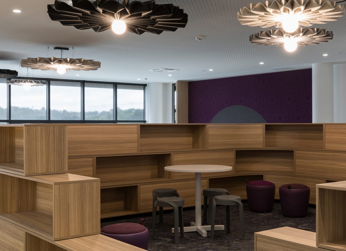 _Large Center ImageStKents