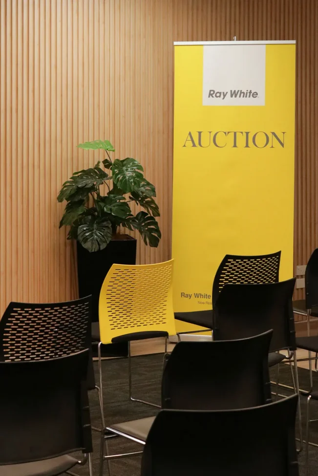 Ray white port 3